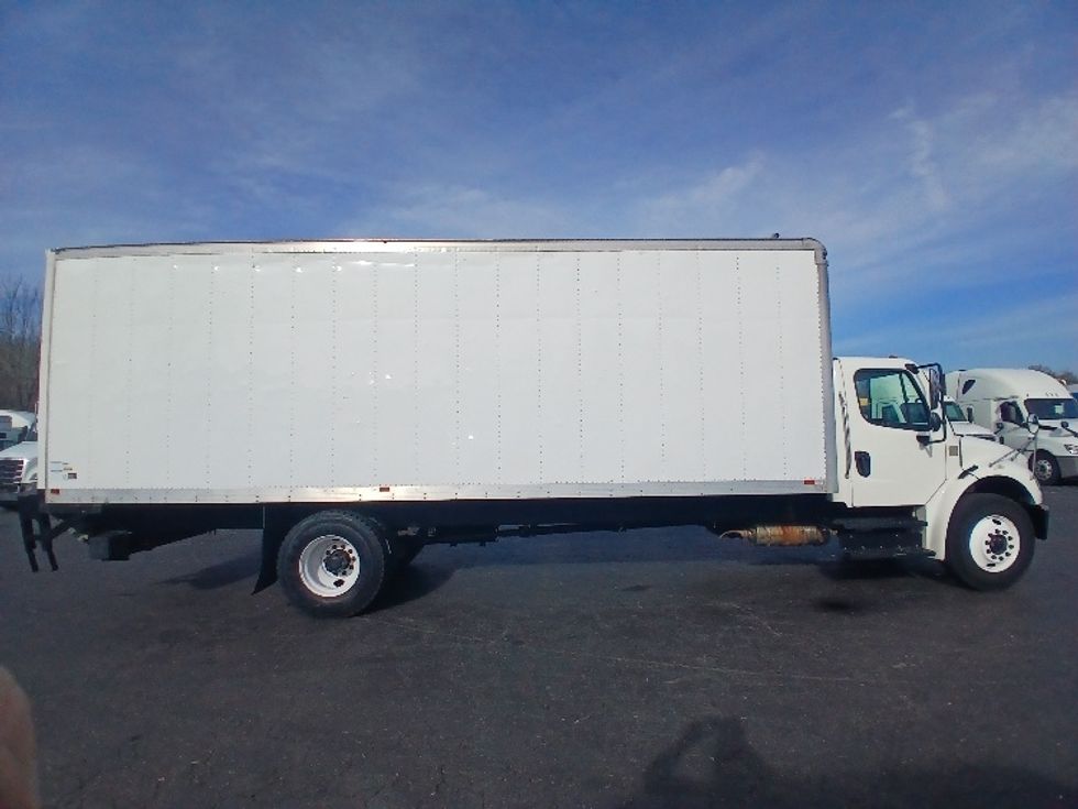 Medium Duty Box Truck-Light and Medium Duty Trucks-Freightliner-2019-M2-Greensboro-NC-163,249\n\t\tmiles-$ 53,500 - Image 15
