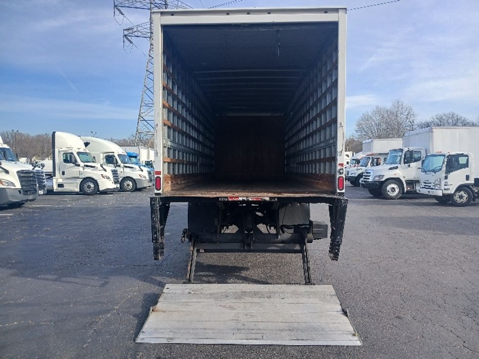 Medium Duty Box Truck-Light and Medium Duty Trucks-Freightliner-2019-M2-Greensboro-NC-163,249\n\t\tmiles-$ 53,500 - Image 9