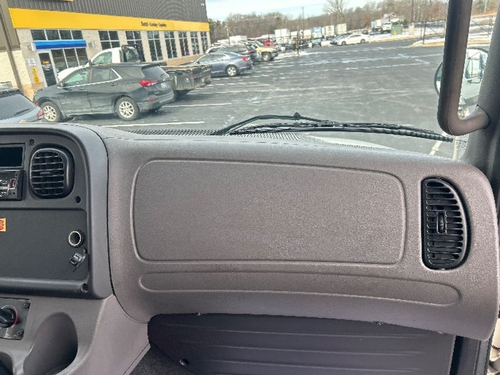 Medium Duty Box Truck-Light and Medium Duty Trucks-Freightliner-2019-M2-Greensboro-NC-165,291\n\t\tmiles-$ 53,250 - Image 20