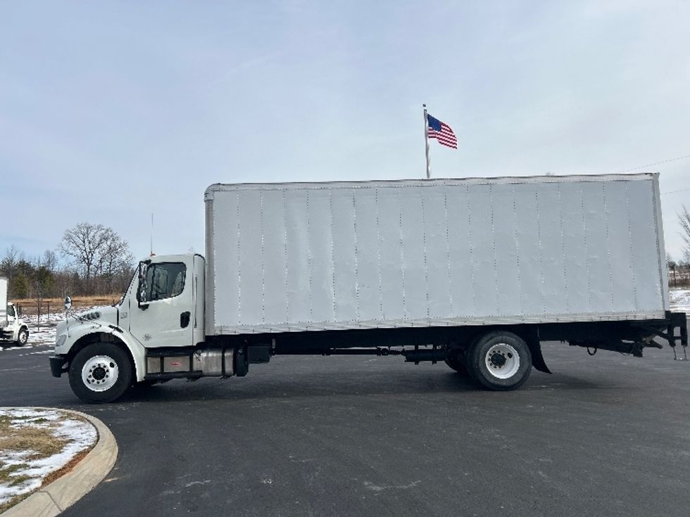 Medium Duty Box Truck-Light and Medium Duty Trucks-Freightliner-2019-M2-Greensboro-NC-165,291\n\t\tmiles-$ 53,250 - Image 4