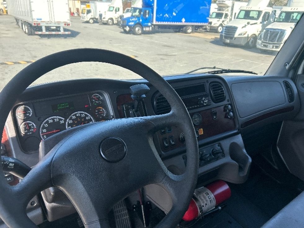 Medium Duty Box Truck-Light and Medium Duty Trucks-Freightliner-2019-M2-Greensboro-NC-183,314\n\t\tmiles-$ 43,000 - Image 16