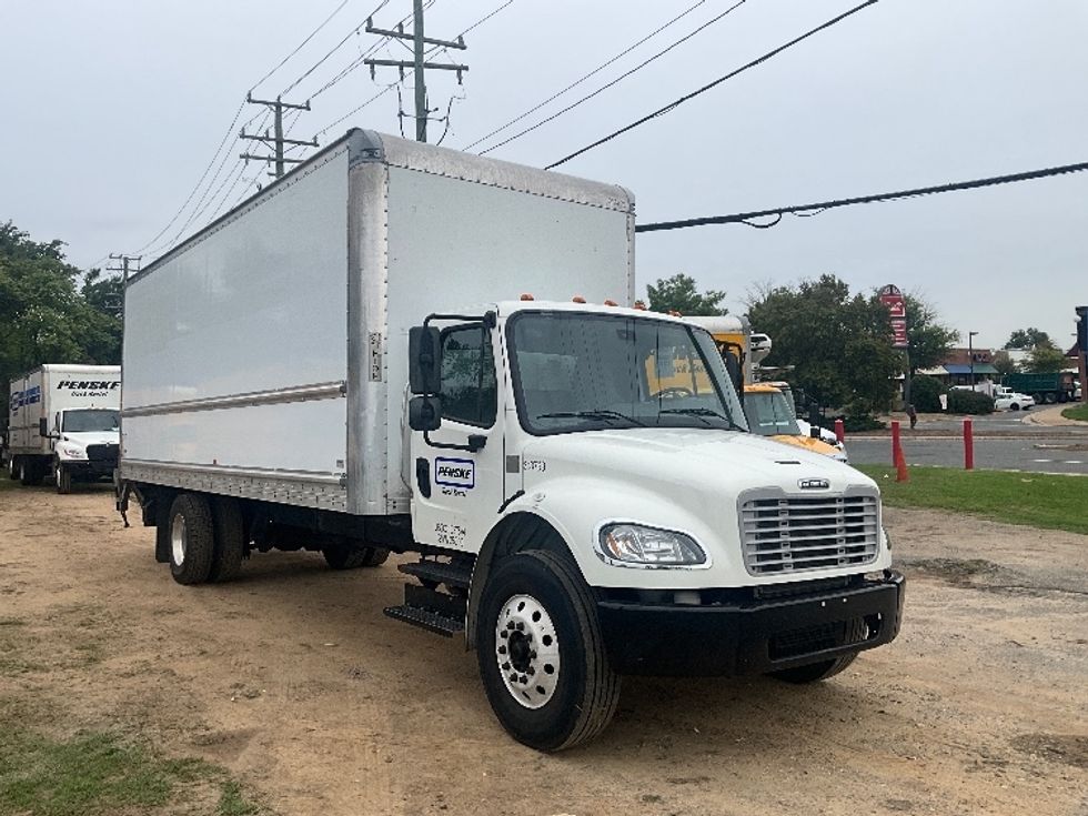Medium Duty Box Truck-Light and Medium Duty Trucks-Freightliner-2019-M2-Greensboro-NC-187,794\n\t\tmiles-$ 51,500 - Image 1
