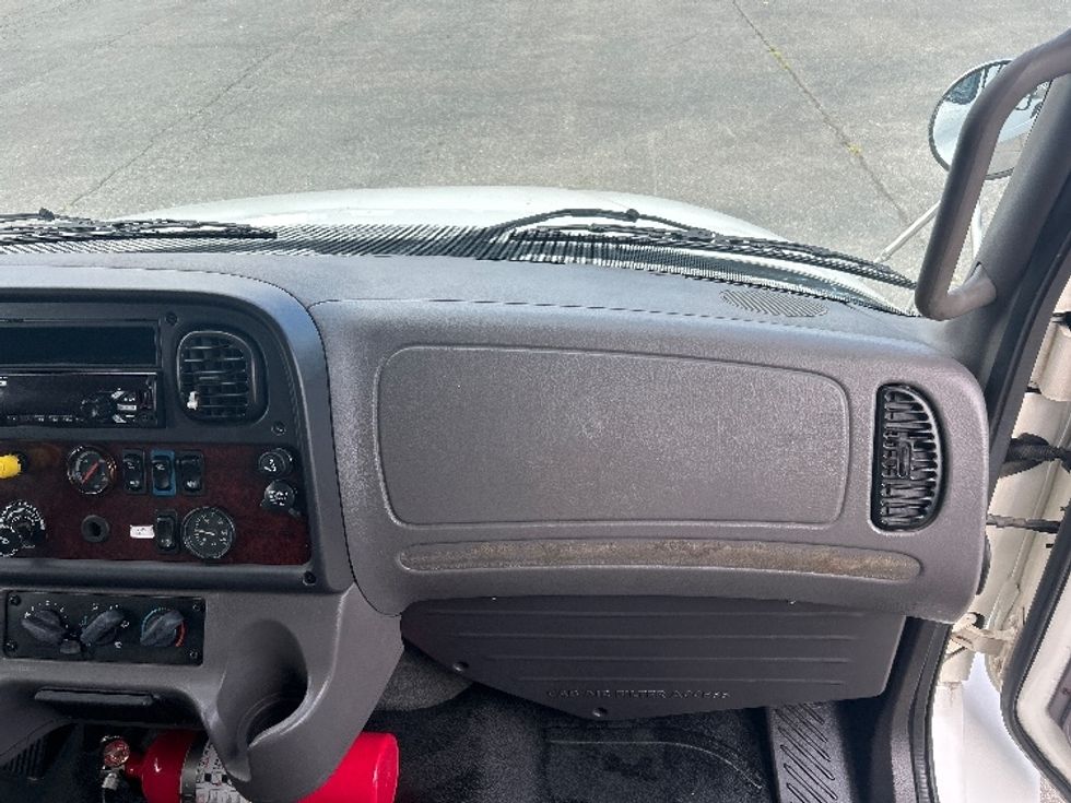Medium Duty Box Truck-Light and Medium Duty Trucks-Freightliner-2019-M2-Greensboro-NC-202,118\n\t\tmiles-$ 43,250 - Image 20