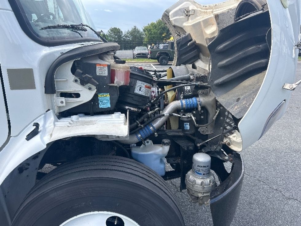 Medium Duty Box Truck-Light and Medium Duty Trucks-Freightliner-2019-M2-Greensboro-NC-202,118\n\t\tmiles-$ 43,250 - Image 22