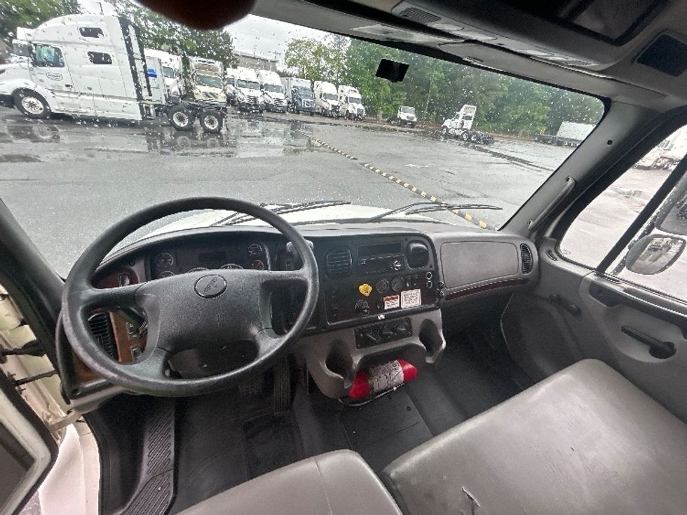 Medium Duty Box Truck-Light and Medium Duty Trucks-Freightliner-2019-M2-Greensboro-NC-224,841\n\t\tmiles-$ 13,500 - Image 17