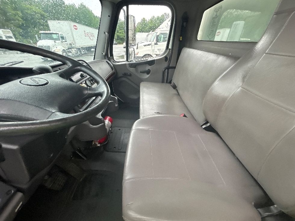 Medium Duty Box Truck-Light and Medium Duty Trucks-Freightliner-2019-M2-Greensboro-NC-224,841\n\t\tmiles-$ 13,500 - Image 18