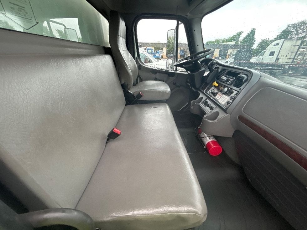 Medium Duty Box Truck-Light and Medium Duty Trucks-Freightliner-2019-M2-Greensboro-NC-224,841\n\t\tmiles-$ 13,500 - Image 21