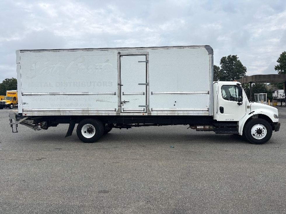 Medium Duty Box Truck-Light and Medium Duty Trucks-Freightliner-2019-M2-Greensboro-NC-225,001\n\t\tmiles-$ 50,500 - Image 15