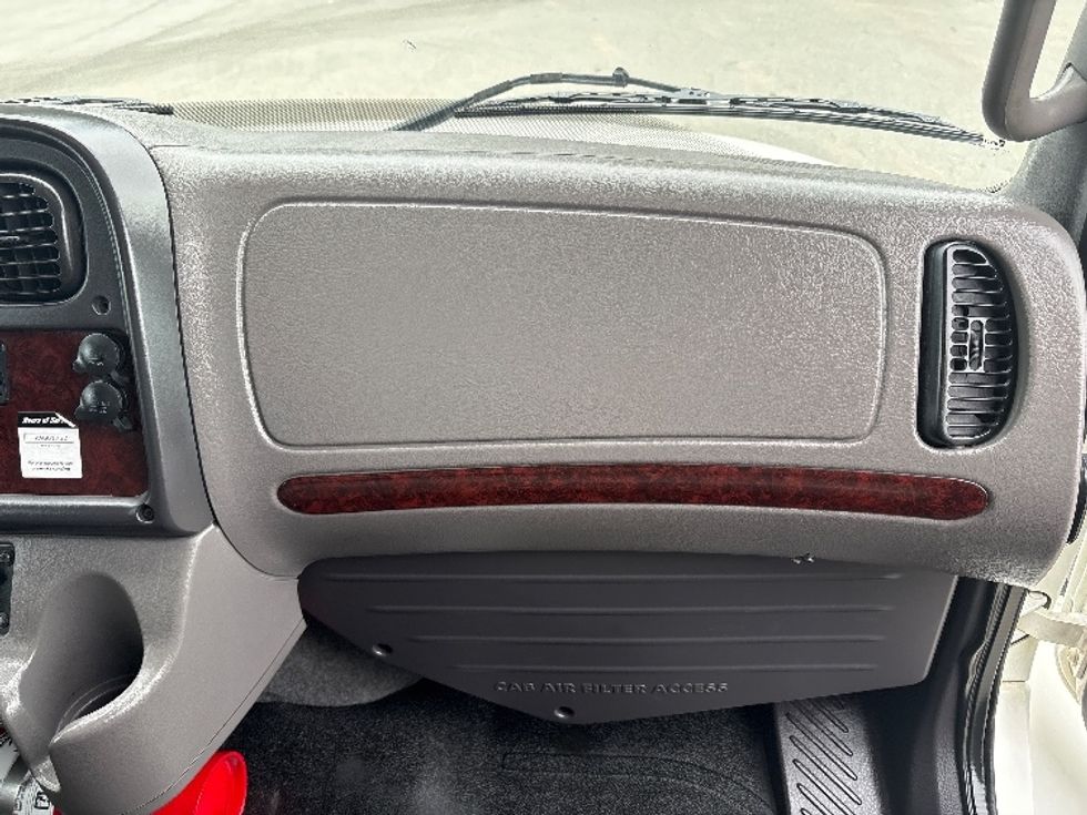 Medium Duty Box Truck-Light and Medium Duty Trucks-Freightliner-2019-M2-Greensboro-NC-225,001\n\t\tmiles-$ 50,500 - Image 21