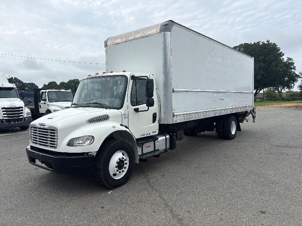 Medium Duty Box Truck-Light and Medium Duty Trucks-Freightliner-2019-M2-Greensboro-NC-225,001\n\t\tmiles-$ 50,500 - Image 3