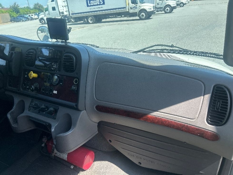 Medium Duty Box Truck-Light and Medium Duty Trucks-Freightliner-2019-M2-Greensboro-NC-465,019\n\t\tmiles-$ 22,000 - Image 19