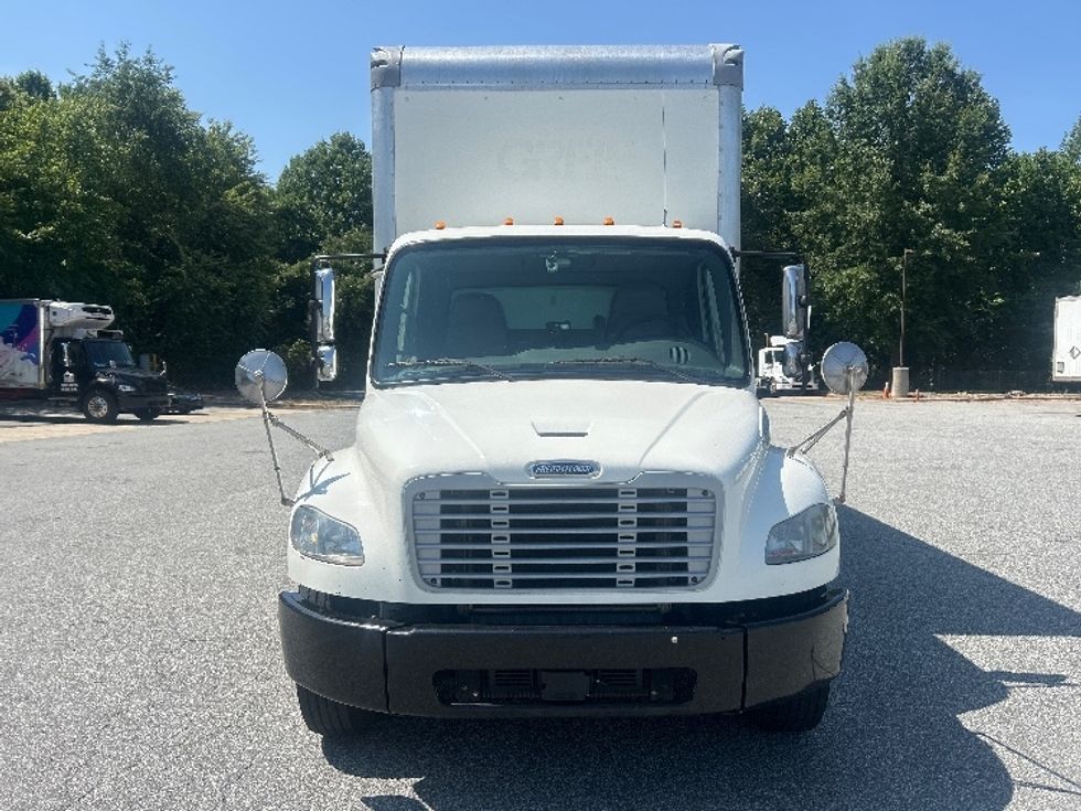 Medium Duty Box Truck-Light and Medium Duty Trucks-Freightliner-2019-M2-Greensboro-NC-465,019\n\t\tmiles-$ 22,000 - Image 2