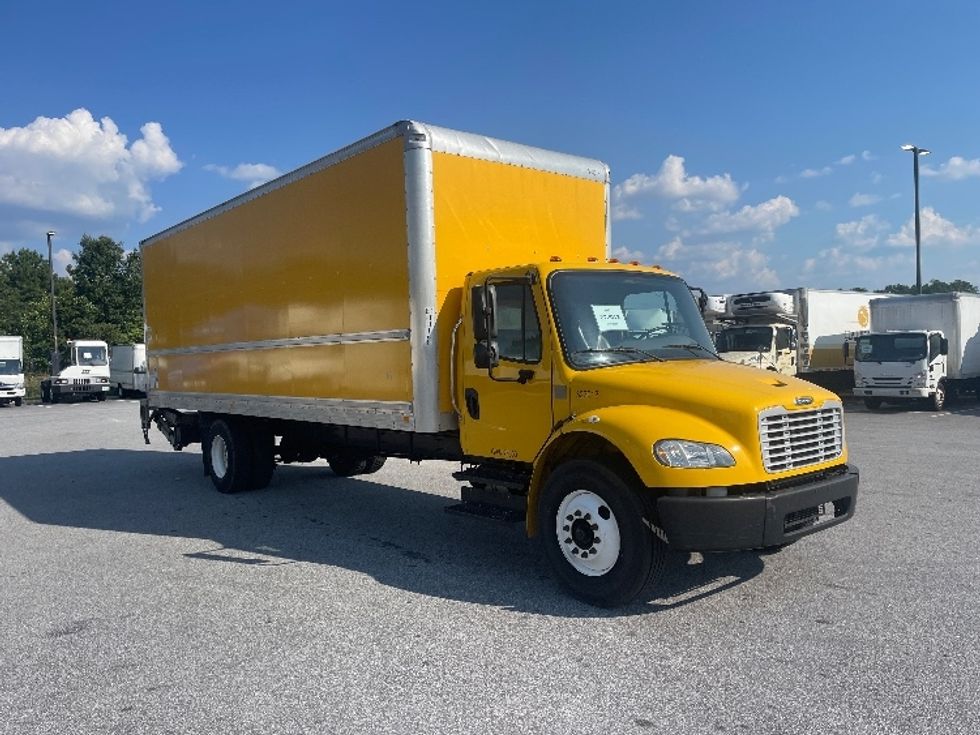 Medium Duty Box Truck-Light and Medium Duty Trucks-Freightliner-2019-M2-Greenville-SC-154,182\n\t\tmiles-$ 52,250 - Image 1