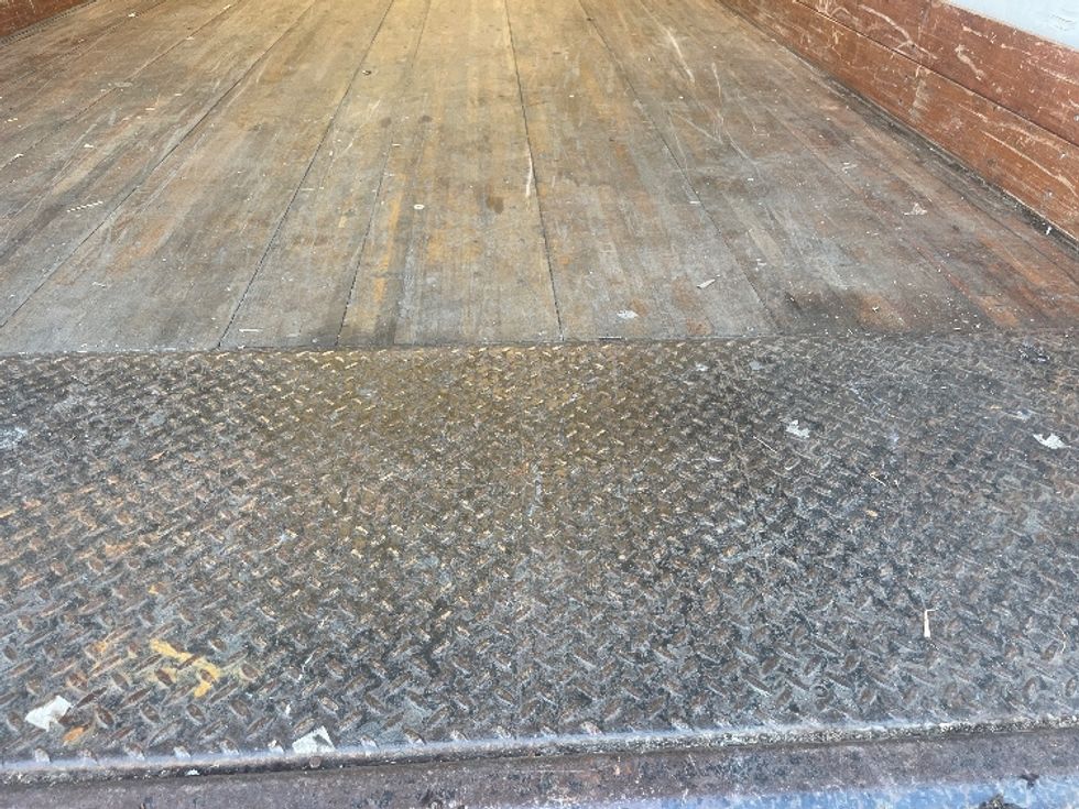 Medium Duty Box Truck-Light and Medium Duty Trucks-Freightliner-2019-M2-Greenville-SC-154,182\n\t\tmiles-$ 52,250 - Image 10