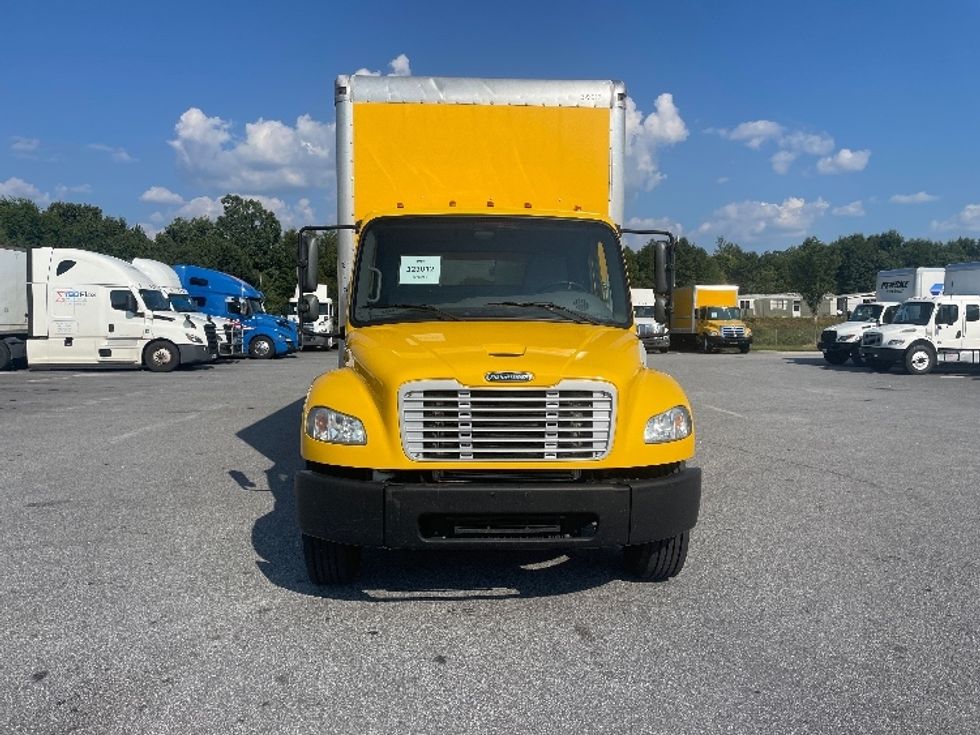 Medium Duty Box Truck-Light and Medium Duty Trucks-Freightliner-2019-M2-Greenville-SC-154,182\n\t\tmiles-$ 52,250 - Image 2