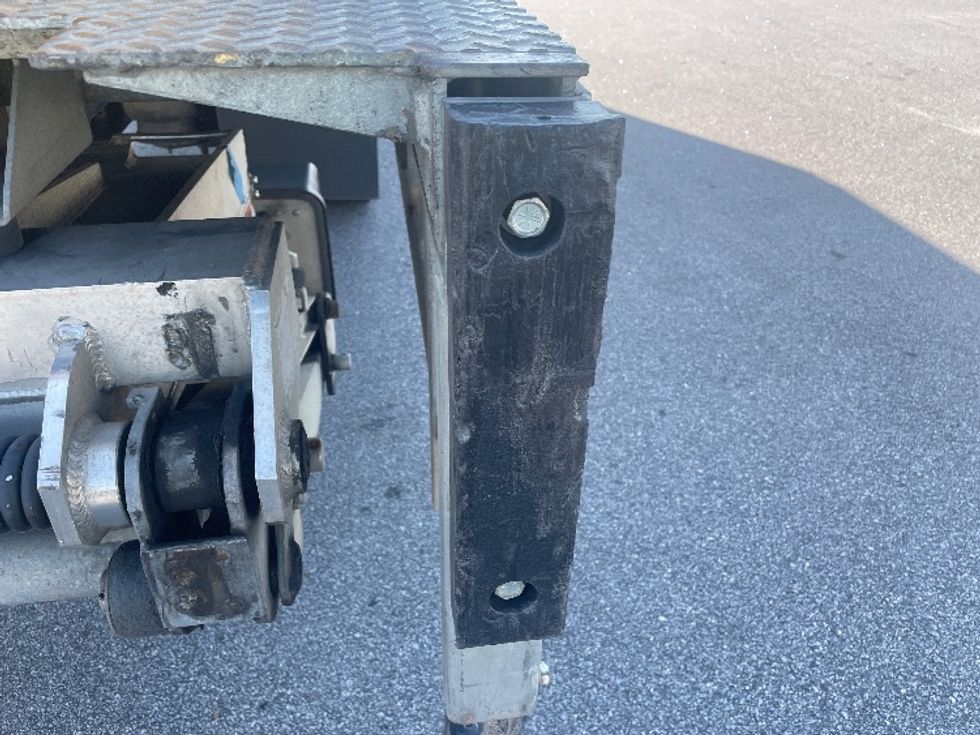 Medium Duty Box Truck-Light and Medium Duty Trucks-Freightliner-2019-M2-Greenville-SC-154,182\n\t\tmiles-$ 52,250 - Image 26