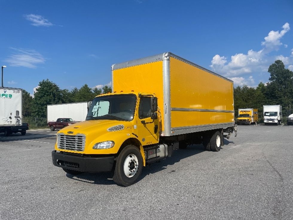 Medium Duty Box Truck-Light and Medium Duty Trucks-Freightliner-2019-M2-Greenville-SC-154,182\n\t\tmiles-$ 52,250 - Image 3