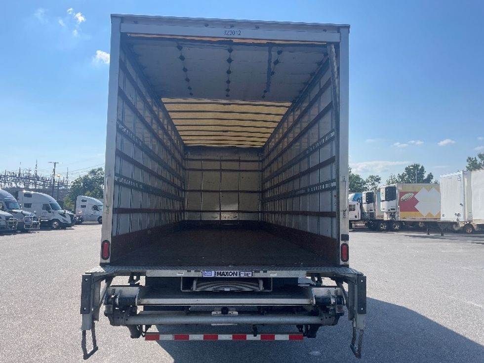Medium Duty Box Truck-Light and Medium Duty Trucks-Freightliner-2019-M2-Greenville-SC-154,182\n\t\tmiles-$ 52,250 - Image 8