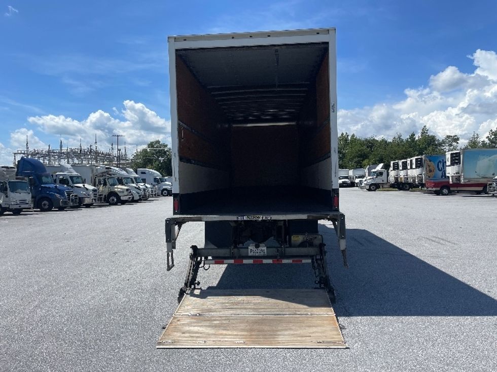 Medium Duty Box Truck-Light and Medium Duty Trucks-Freightliner-2019-M2-Greenville-SC-206,388\n\t\tmiles-$ 44,000 - Image 9