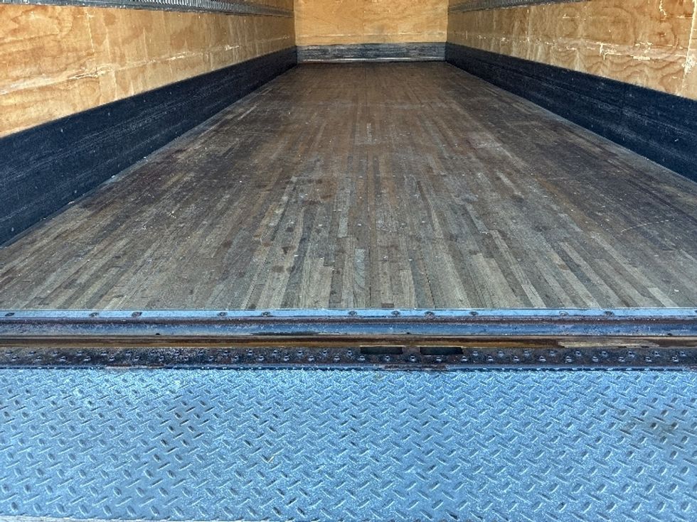 Medium Duty Box Truck-Light and Medium Duty Trucks-Freightliner-2019-M2-Greenville-SC-319,614\n\t\tmiles-$ 37,000 - Image 10