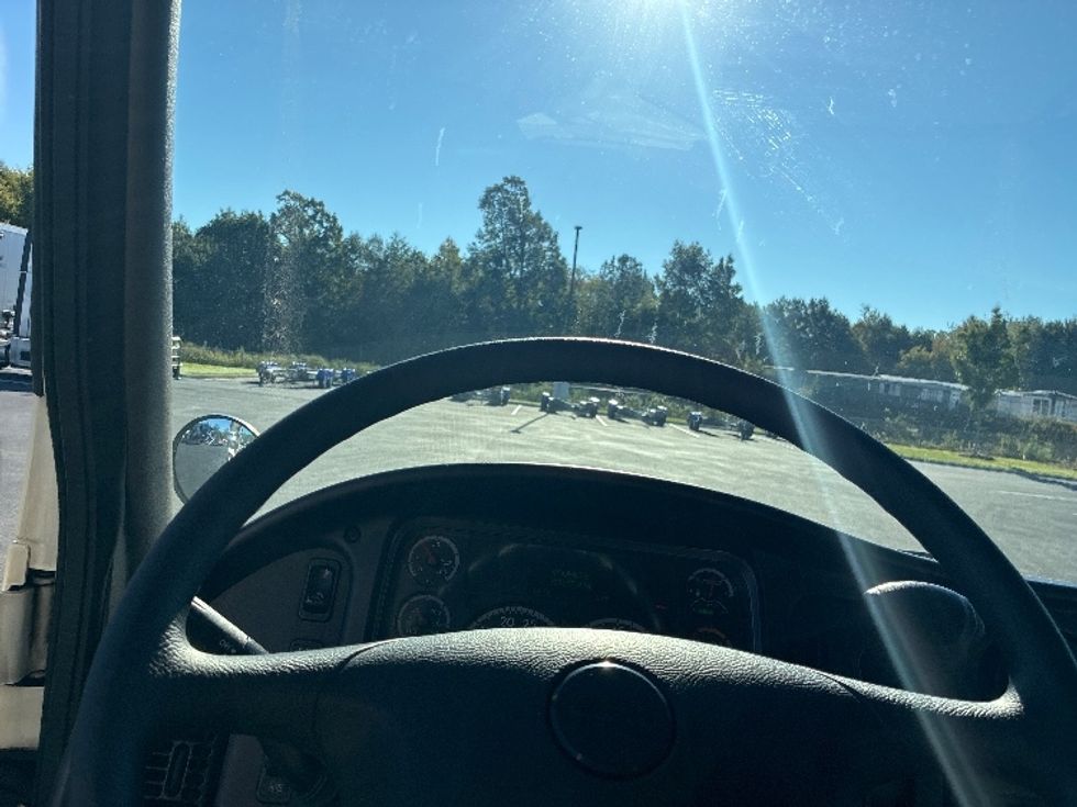 Medium Duty Box Truck-Light and Medium Duty Trucks-Freightliner-2019-M2-Greenville-SC-319,614\n\t\tmiles-$ 37,000 - Image 18