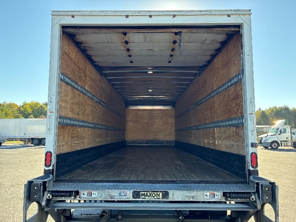 Medium Duty Box Truck-Light and Medium Duty Trucks-Freightliner-2019-M2-Greenville-SC-319,614\n\t\tmiles-$ 37,000 - Image 8