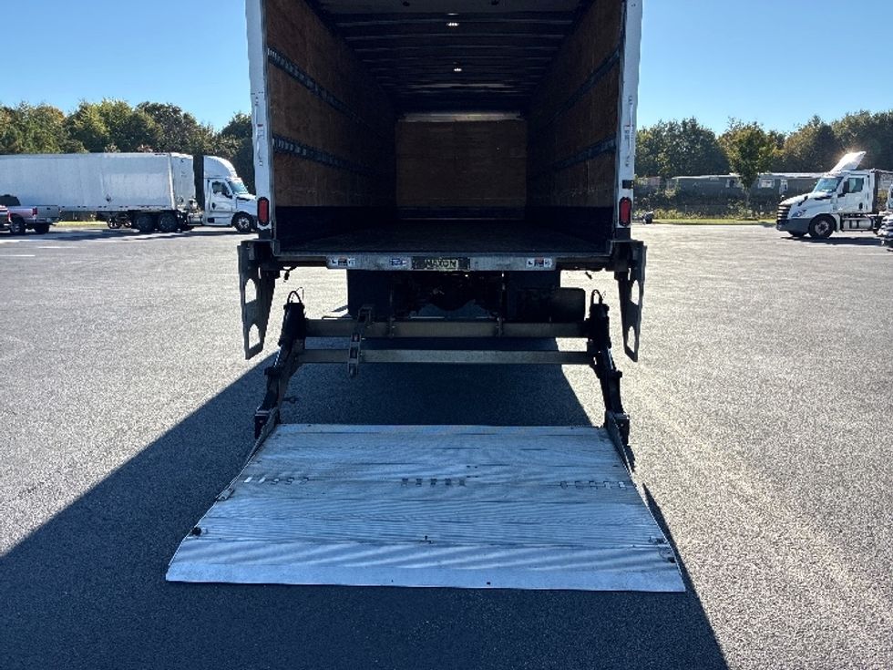 Medium Duty Box Truck-Light and Medium Duty Trucks-Freightliner-2019-M2-Greenville-SC-319,614\n\t\tmiles-$ 37,000 - Image 9