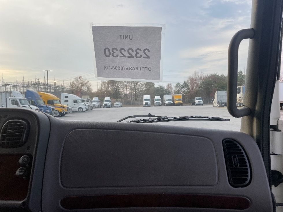 Medium Duty Box Truck-Light and Medium Duty Trucks-Freightliner-2019-M2-Greenville-SC-40,266\n\t\tmiles-$ 61,250 - Image 21