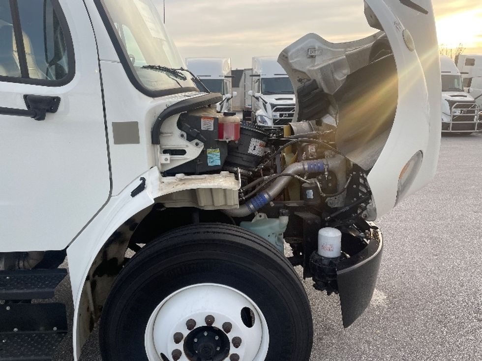 Medium Duty Box Truck-Light and Medium Duty Trucks-Freightliner-2019-M2-Greenville-SC-40,266\n\t\tmiles-$ 61,250 - Image 23