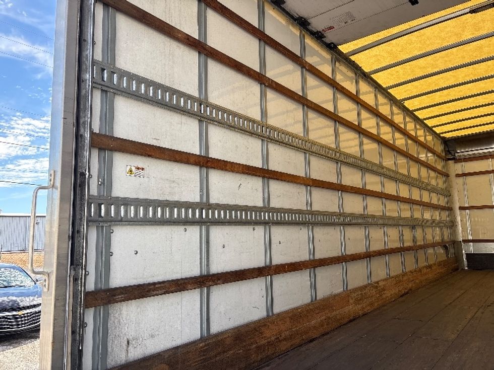 Medium Duty Box Truck-Light and Medium Duty Trucks-Freightliner-2019-M2-Greer-SC-228,662\n\t\tmiles-$ 44,250 - Image 11
