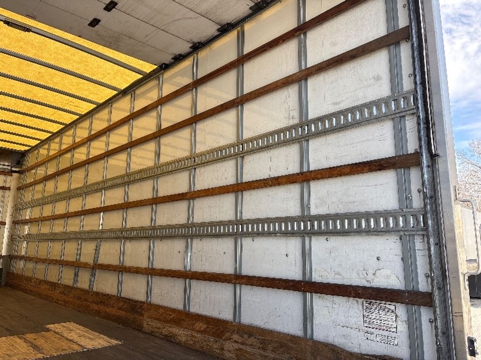 Medium Duty Box Truck-Light and Medium Duty Trucks-Freightliner-2019-M2-Greer-SC-228,662\n\t\tmiles-$ 44,250 - Image 12