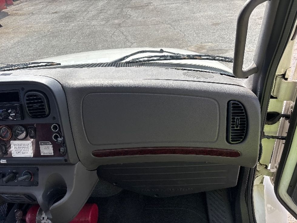 Medium Duty Box Truck-Light and Medium Duty Trucks-Freightliner-2019-M2-Greer-SC-228,662\n\t\tmiles-$ 44,250 - Image 21