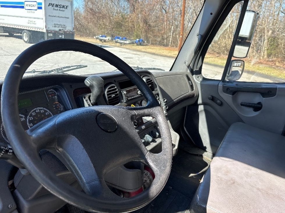Medium Duty Box Truck-Light and Medium Duty Trucks-Freightliner-2019-M2-Greer-SC-262,654\n\t\tmiles-$ 38,750 - Image 17
