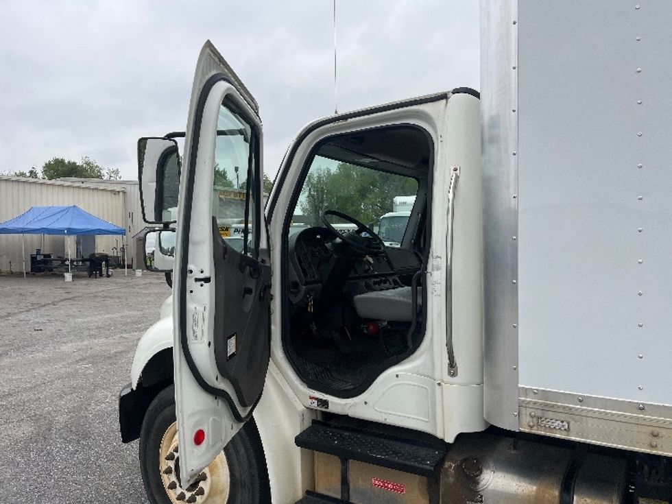 Medium Duty Box Truck-Light and Medium Duty Trucks-Freightliner-2019-M2-Greer-SC-79,033\n\t\tmiles-$ 60,250 - Image 16