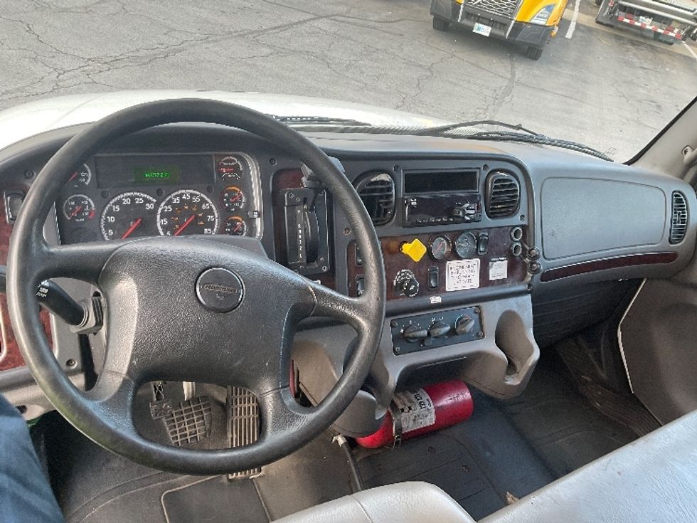 Medium Duty Box Truck-Light and Medium Duty Trucks-Freightliner-2019-M2-Hagerstown-MD-447,897\n\t\tmiles-$ 21,250 - Image 17