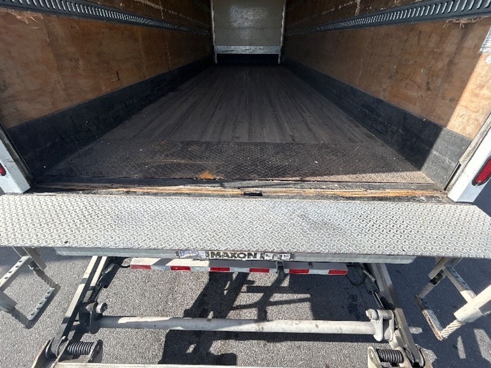 Medium Duty Box Truck-Light and Medium Duty Trucks-Freightliner-2019-M2-Harlingen-TX-151,672\n\t\tmiles-$ 55,500 - Image 10