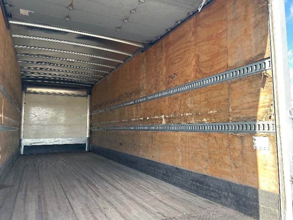 Medium Duty Box Truck-Light and Medium Duty Trucks-Freightliner-2019-M2-Harlingen-TX-151,672\n\t\tmiles-$ 55,500 - Image 12