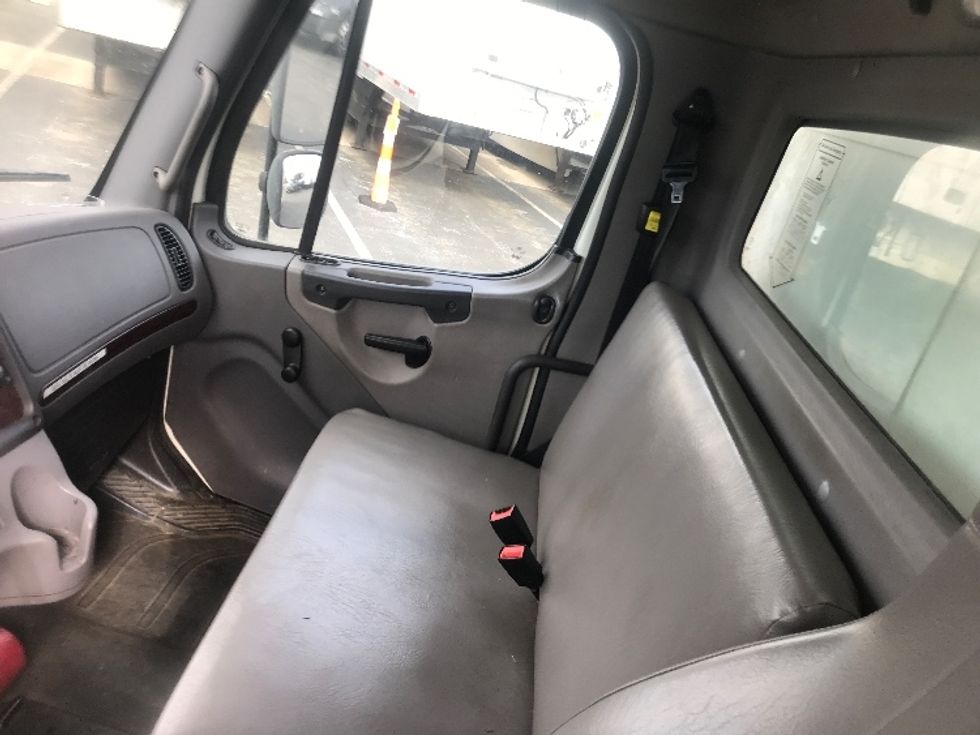 Medium Duty Box Truck-Light and Medium Duty Trucks-Freightliner-2019-M2-Harrisburg-PA-135,724\n\t\tmiles-$ 59,250 - Image 19