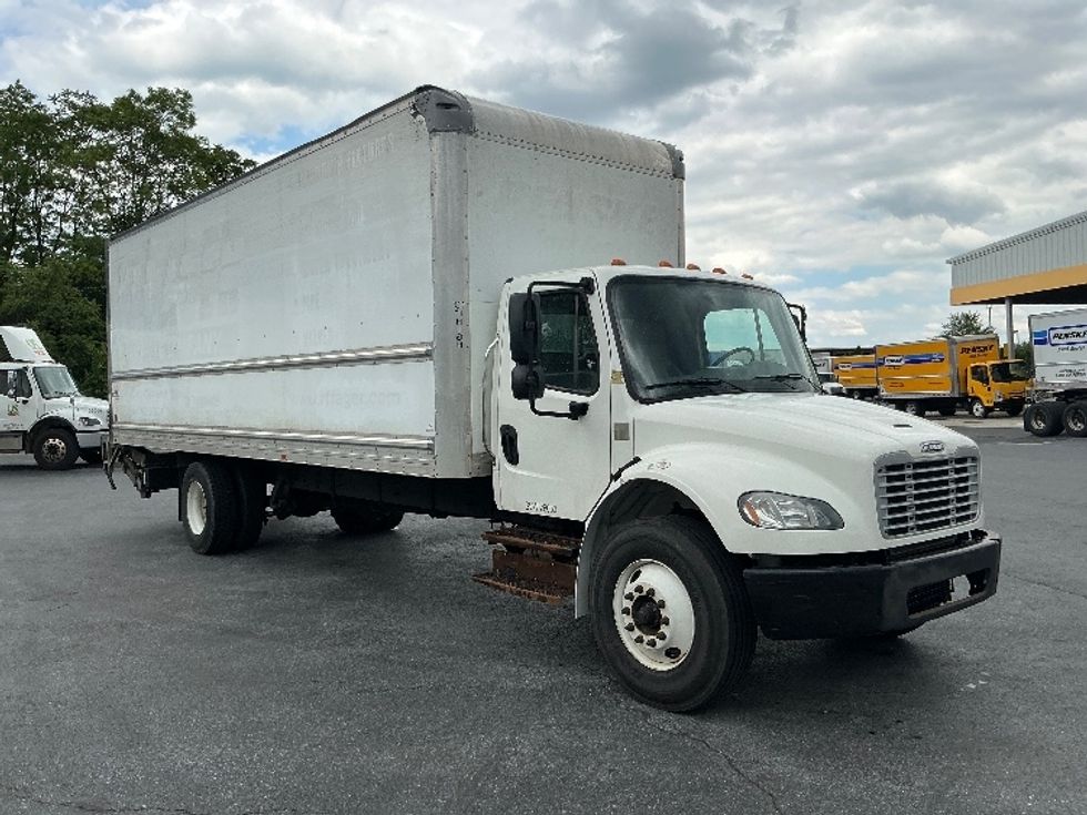 Medium Duty Box Truck-Light and Medium Duty Trucks-Freightliner-2019-M2-Harrisburg-PA-147,653\n\t\tmiles-$ 56,000 - Image 1