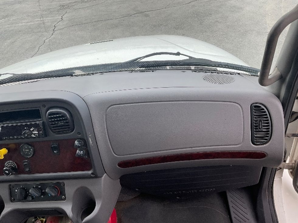 Medium Duty Box Truck-Light and Medium Duty Trucks-Freightliner-2019-M2-Harrisburg-PA-171,613\n\t\tmiles-$ 45,250 - Image 21