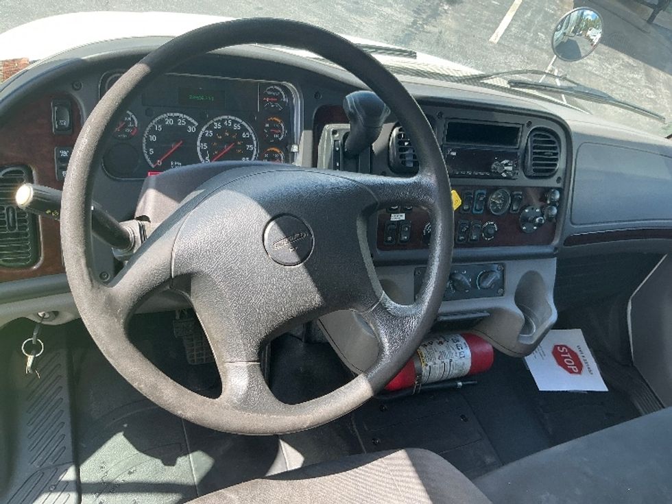 Medium Duty Box Truck-Light and Medium Duty Trucks-Freightliner-2019-M2-Harrisburg-PA-238,633\n\t\tmiles-$ 40,750 - Image 18