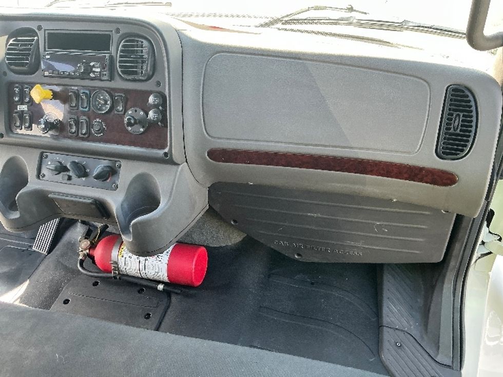 Medium Duty Box Truck-Light and Medium Duty Trucks-Freightliner-2019-M2-Harrisburg-PA-238,633\n\t\tmiles-$ 40,750 - Image 21