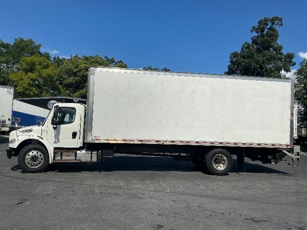 Medium Duty Box Truck-Light and Medium Duty Trucks-Freightliner-2019-M2-Harrisburg-PA-238,633\n\t\tmiles-$ 40,750 - Image 4