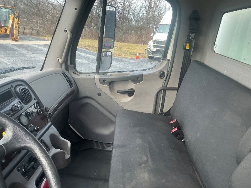 Medium Duty Box Truck-Light and Medium Duty Trucks-Freightliner-2019-M2-Harrisburg-PA-308,752\n\t\tmiles-$ 31,250 - Image 20