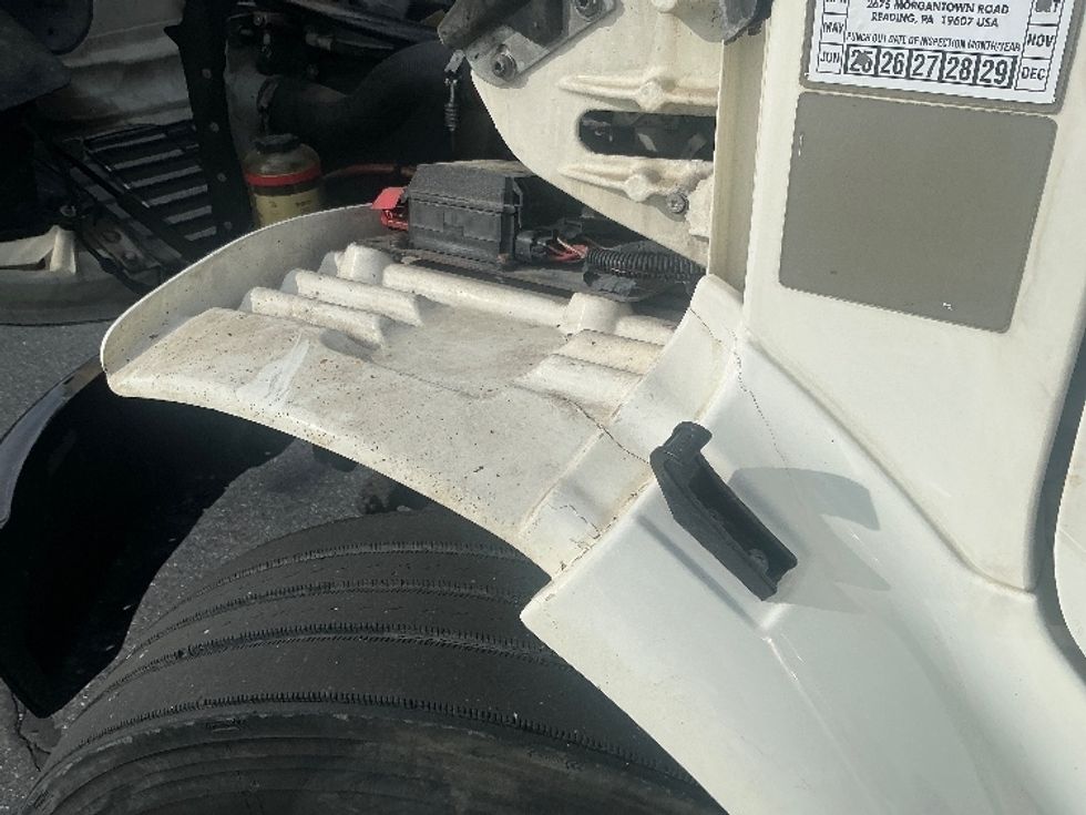 Medium Duty Box Truck-Light and Medium Duty Trucks-Freightliner-2019-M2-Harrisburg-PA-308,752\n\t\tmiles-$ 31,250 - Image 26