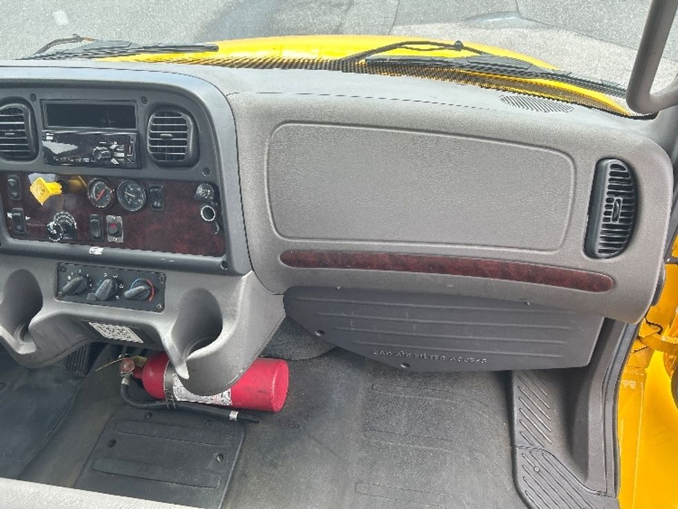 Medium Duty Box Truck-Light and Medium Duty Trucks-Freightliner-2019-M2-Harrisburg-PA-331,556\n\t\tmiles-$ 20,000 - Image 21