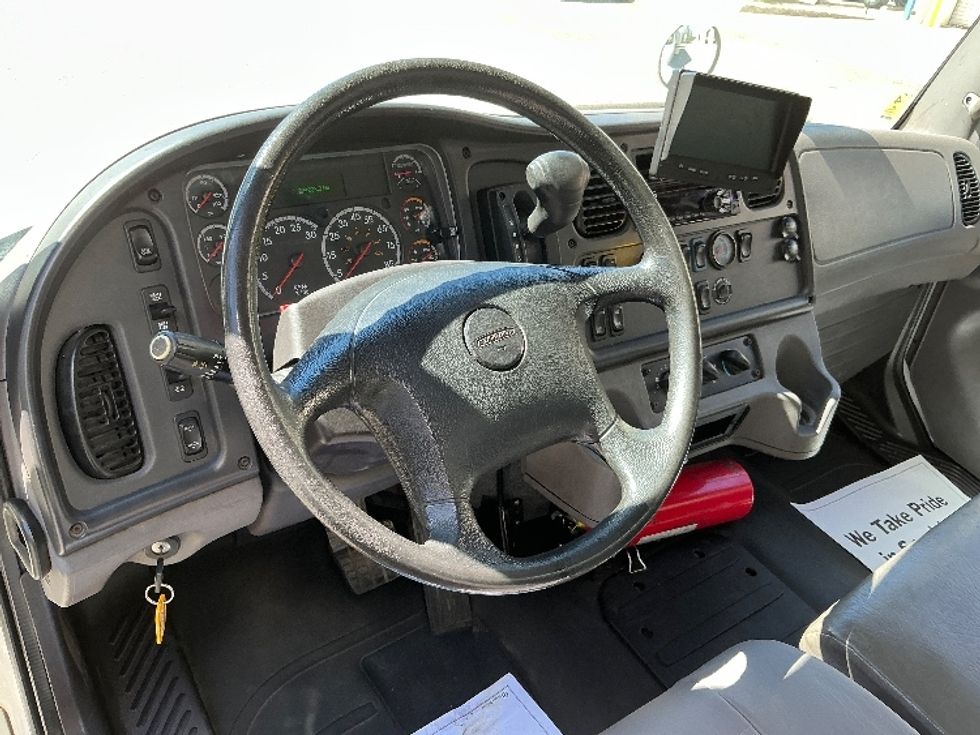 Medium Duty Box Truck-Light and Medium Duty Trucks-Freightliner-2019-M2-Harrisonburg-VA-224,202\n\t\tmiles-$ 45,500 - Image 17