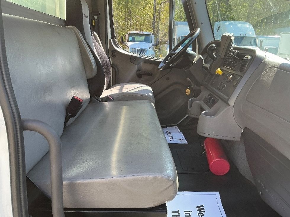 Medium Duty Box Truck-Light and Medium Duty Trucks-Freightliner-2019-M2-Harrisonburg-VA-224,202\n\t\tmiles-$ 45,500 - Image 22