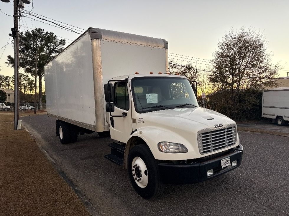 Medium Duty Box Truck-Light and Medium Duty Trucks-Freightliner-2019-M2-Homewood-AL-56,538\n\t\tmiles-$ 57,250 - Image 1