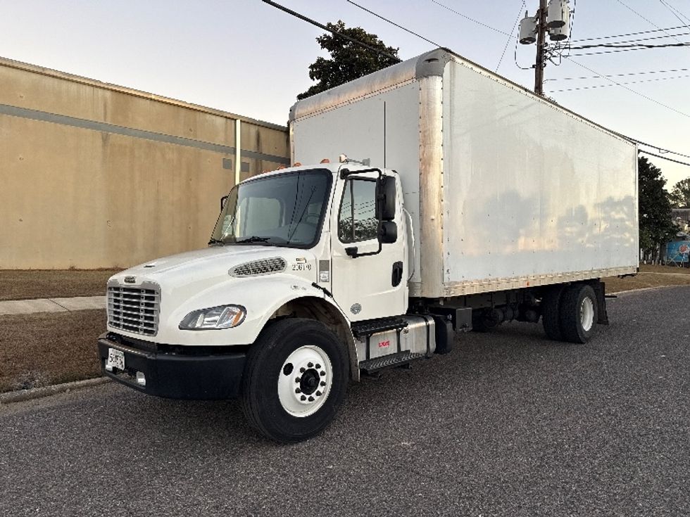 Medium Duty Box Truck-Light and Medium Duty Trucks-Freightliner-2019-M2-Homewood-AL-56,538\n\t\tmiles-$ 57,250 - Image 3